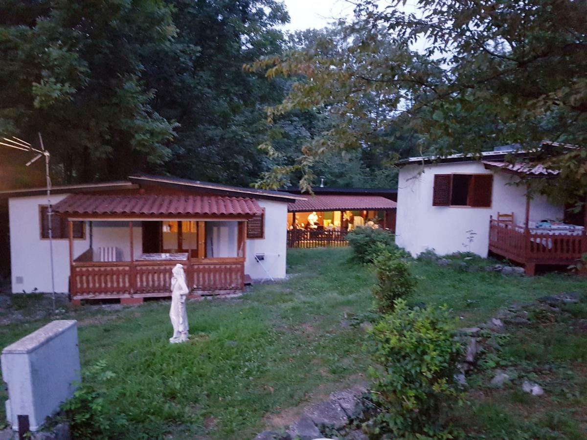 Crotto Caraco Appartamenti Bungalow Chalet Porlezza Luaran gambar